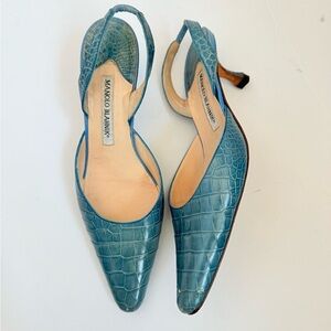 Manolo Blahnik Teal Blue Croc Embossed Leather Carolyne Slingback Heels EU 38.5